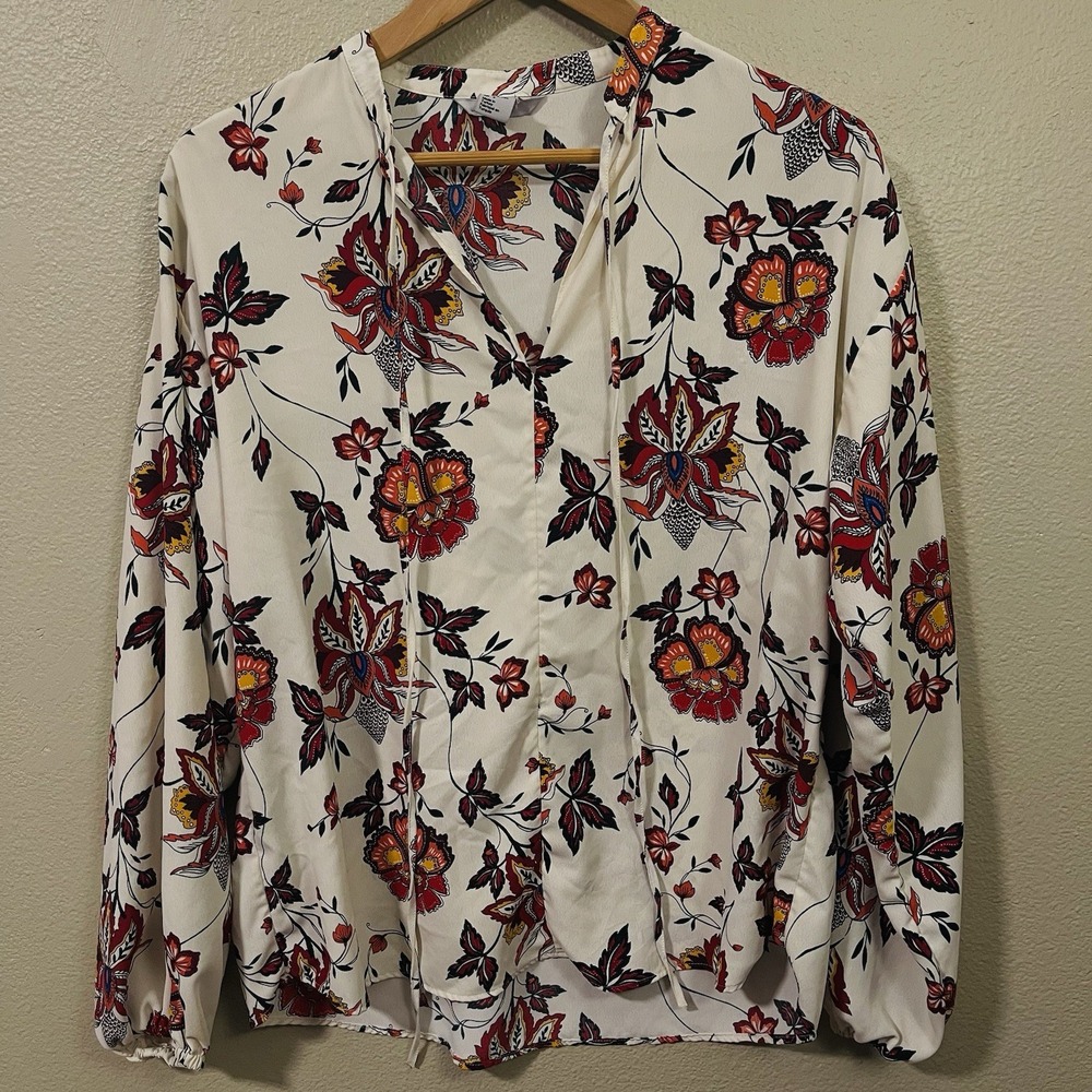 H & M Whimsy Floral Tie Front Blouse Boho Western‎ Women's Size 6  - Generous